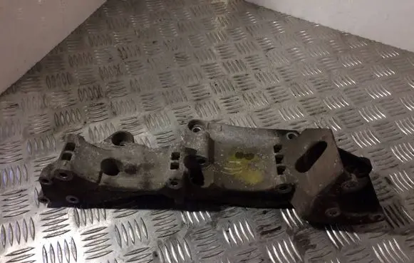 Volkswagen Golf IV Engine mounting bracket 06A903143F