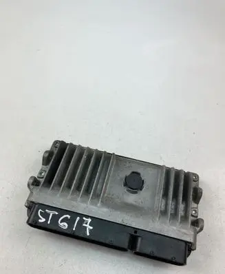 Toyota RAV 4 (XA40) Engine control unit/module ECU 8966142X60