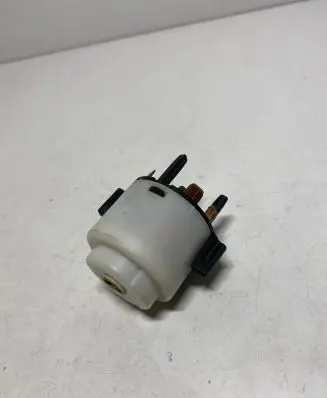 Audi A4 S4 B6 8E 8H Ignition lock contact 4B0905849