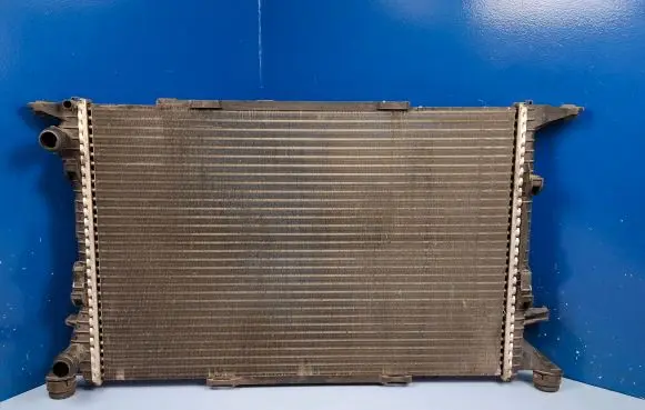 Audi Q5 SQ5 Coolant radiator 8K0121251R