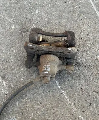 Hyundai ix35 Rear brake caliper