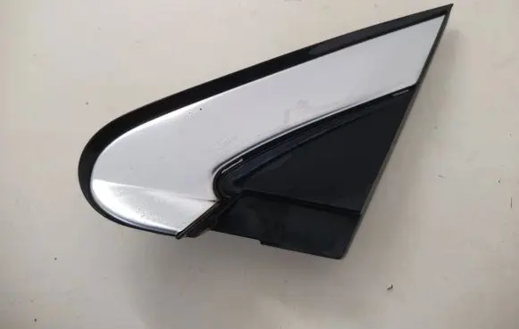Subaru Outback (BS) Fender end trim 65250AL010