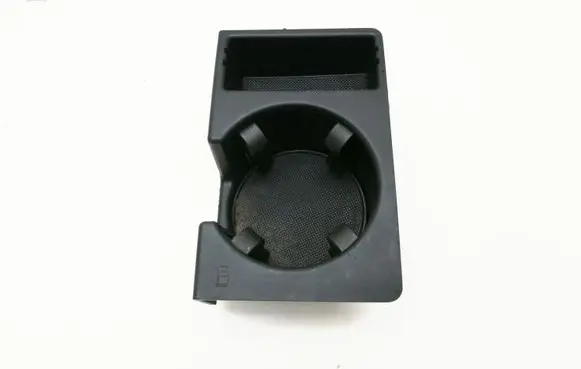 Cup holder front