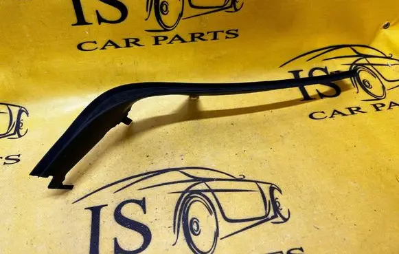 BMW 3 E46 Under headlight/headlamp trim 63126934751 6934751