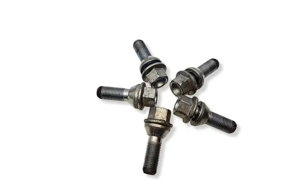 Volvo XC40 Nuts/bolts 