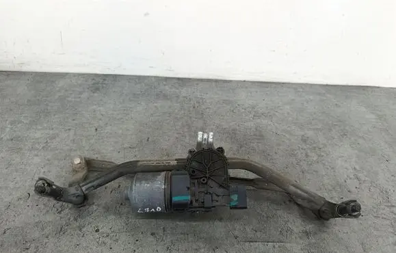 Peugeot 207 Front wiper linkage 