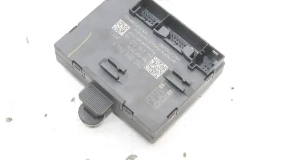 Seat Alhambra (Mk2) Door control unit/module 7N0959794H
