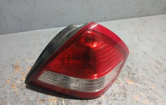 Nissan Tiida C11 Rear/tail lights 22504002