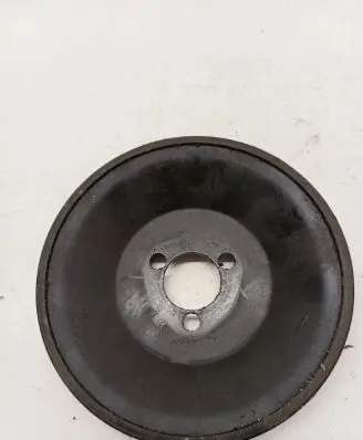 Volkswagen Transporter - Caravelle T4 Power steering pump pulley 074121031