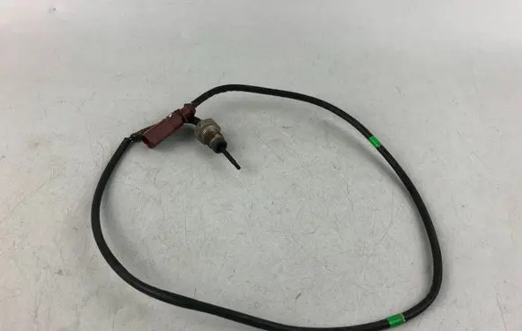 Volkswagen Tiguan Exhaust gas temperature sensor 04L906088JJ 6X0973602A