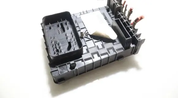 Volkswagen Tiguan Fuse box set