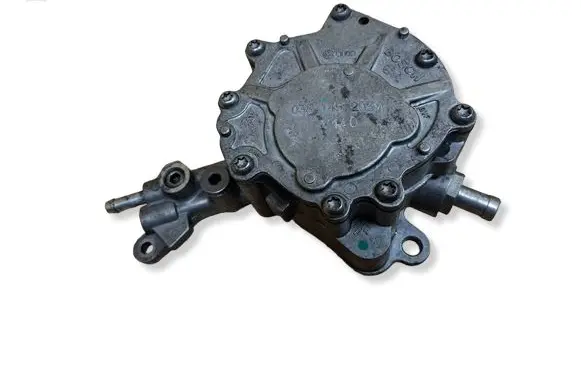 Skoda Octavia Mk2 (1Z) Vacuum pump 038145209M