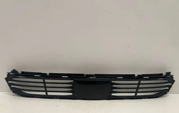 BMW 7 G11 G12 Front bumper lower grill 7483833 7486833