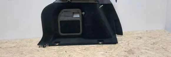 Trunk/boot lower side trim panel