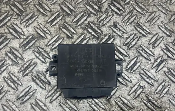 Ford Focus Parking PDC control unit/module 6N4T15K866