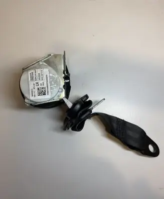 Jeep Renegade Rear seatbelt 07356374440
