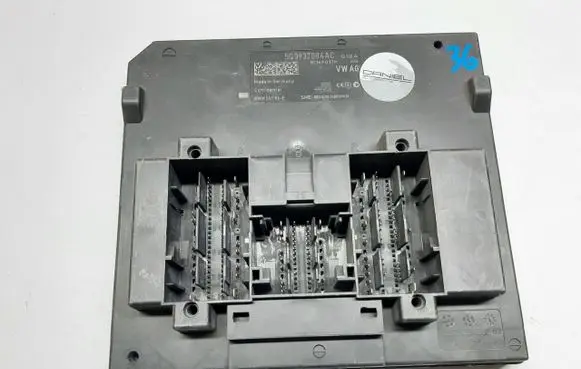 Audi A3 S3 8V Comfort/convenience module 5Q0937084AC