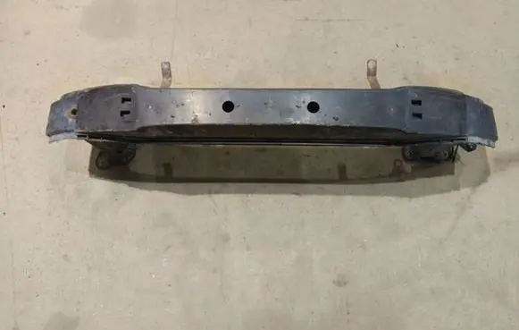 Volvo V50 Front bumper cross member