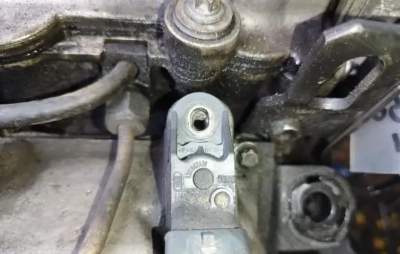 Opel Zafira A Air pressure sensor 0281002438