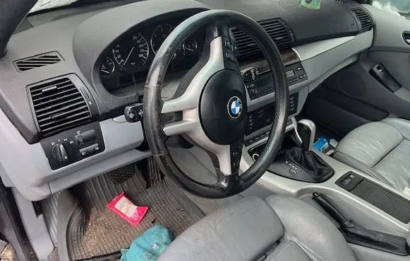 BMW X5 E53 Dashboard 
