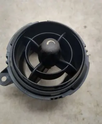Mini Cooper Countryman R60 Dash center air vent grill 3002201501 10102013 A9370276