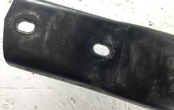 BMW X5 E70 Radiator support slam panel bracket 7158437