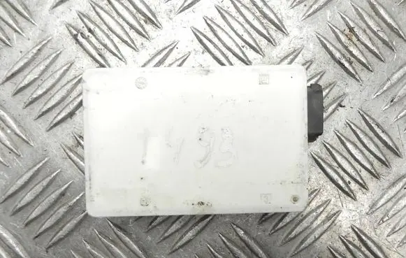 Mercedes-Benz E W212 Distronic sensor radar A0009052504