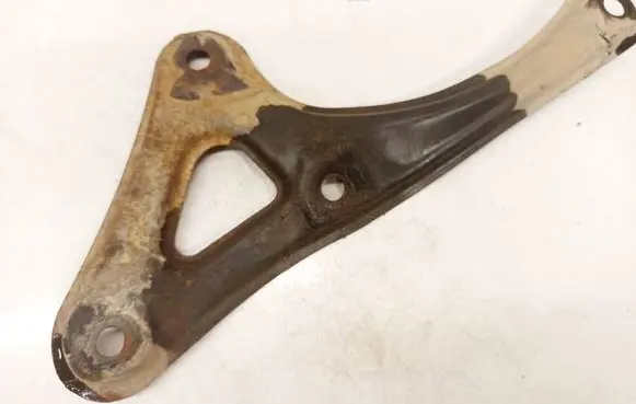 Toyota Corolla Verso AR10 Engine mounting bracket 