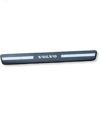 Volvo XC60 Front sill trim cover 31349002