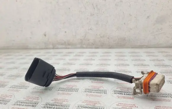 Volkswagen Touareg I Headlight/headlamp wiring loom/harness 1J0973837