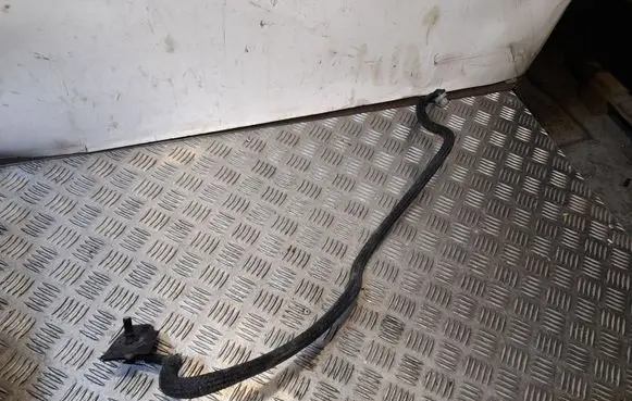 Mercedes-Benz E W212 Brake line pipe/hose A2124302329