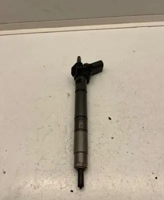Audi Q5 SQ5 Fuel injector 059130277 0445117 6081703833