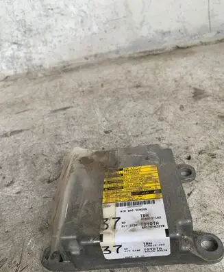 Toyota Corolla E120 E130 Airbag control unit/module 8917002270