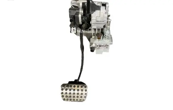 Mercedes-Benz E W212 Brake pedal A2122900501 A2122900701 0349010194