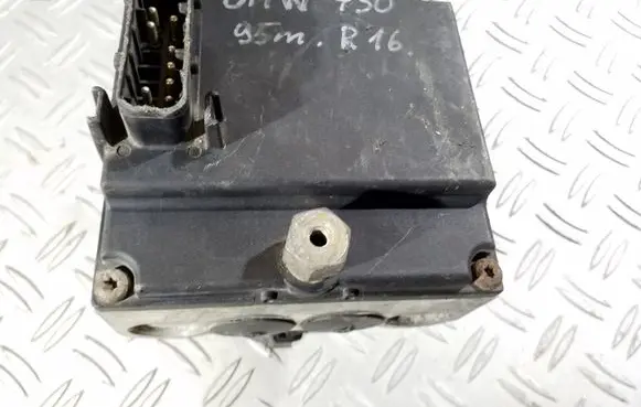 BMW 5 E34 ABS Pump 0265213010 34511164025