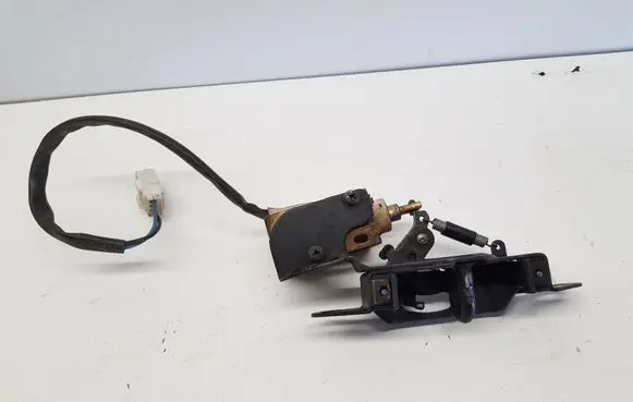Alfa Romeo 156 Tailgate/trunk/boot lock/catch/latch GG01030 nr8565
