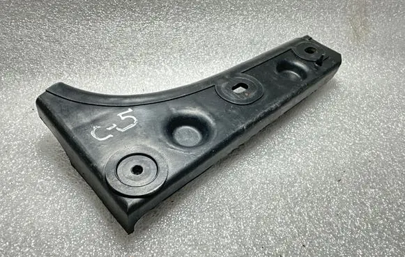 Audi A6 S6 C5 4B Front bumper mounting bracket 4B0807284B
