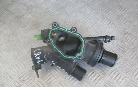 Peugeot 5008 Thermostat housing 9682141580