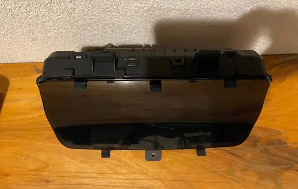 SsangYong Korando Speedometer (instrument cluster) 8022037030 LCF10SYC30