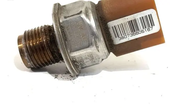 Audi A4 S4 B8 8K Fuel pressure sensor 03L906051