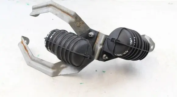 BMW Z4 E89 Vacuum air tank 2247620 7580773 11652247620