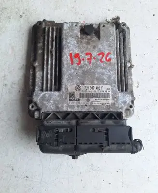 Volkswagen Touareg I Engine control unit/module 7L0907401F