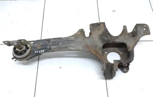 Volvo V60 Rear control arm 6g915a969 1333133