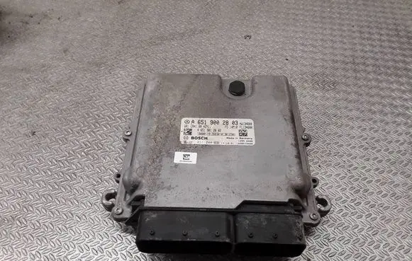Mercedes-Benz Vito Viano W447 Engine control unit/module A6519002803 A6519012802 0281031244