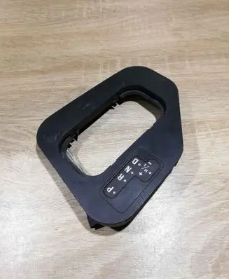 BMW 5 E39 Gear shifter surround trim plastic 8256275