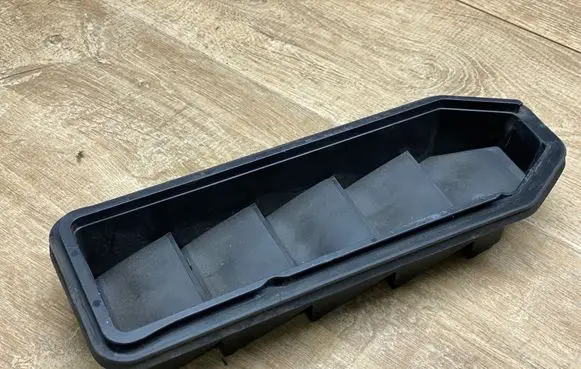 Land Rover Range Rover Velar Quarter panel pressure vent J8A2280B62AA