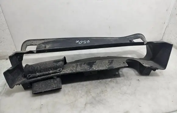 Volvo V50 Intercooler air guide/duct channel 08620121
