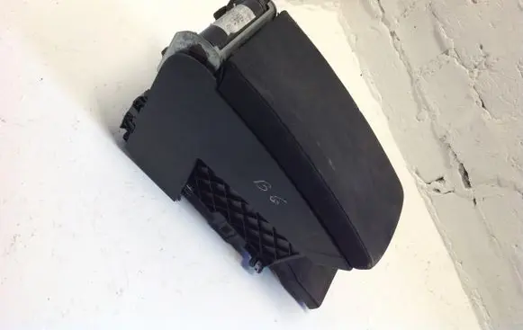 Volkswagen PASSAT B6 Armrest 3C0864207
