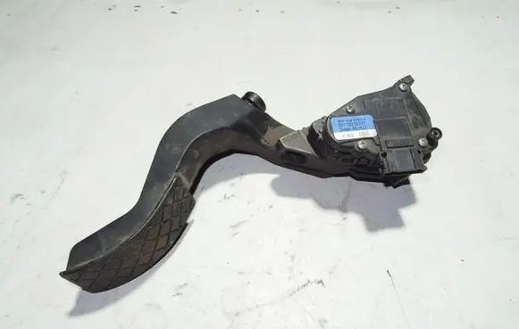 Audi A6 S6 C5 4B Accelerator throttle pedal 8D1723523M 6PV00837602