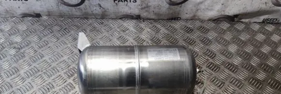 Mercedes-Benz CLS C218 X218 Air suspension tank/reservoir A2183200015